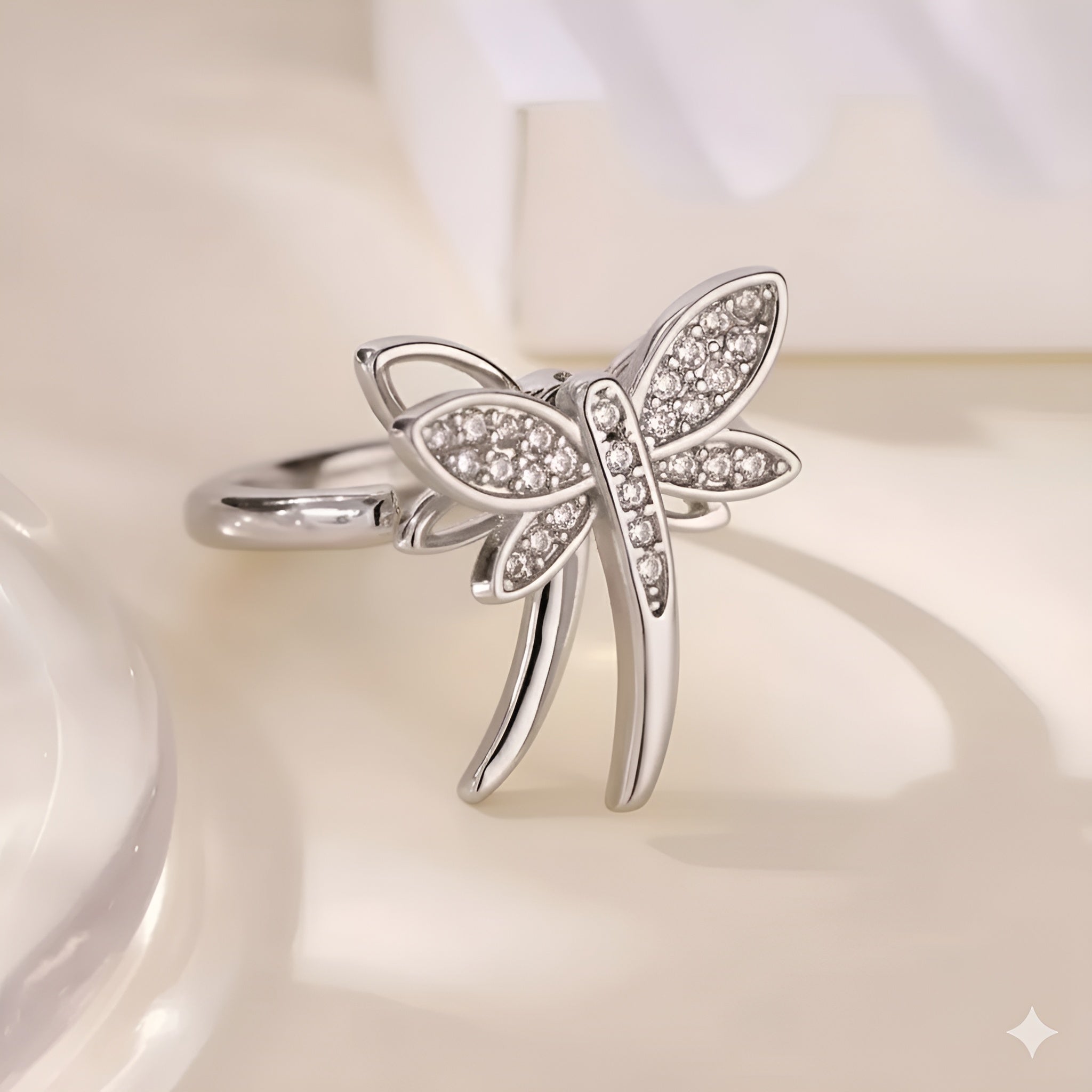 Anksiyete Önleyici Helikopter Böceği Yüzük (Ayarlanabilir Boyut)